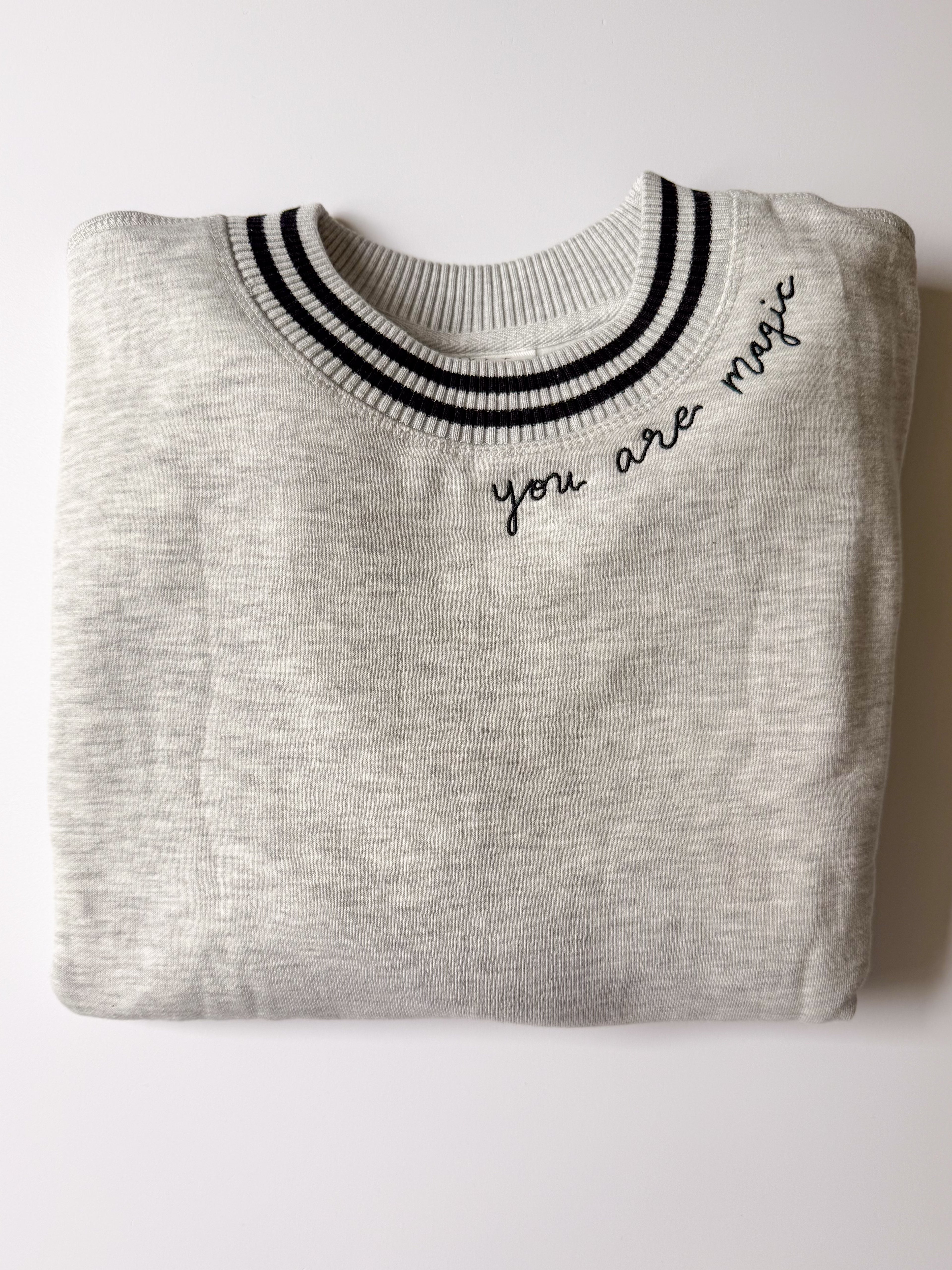 "You Are Magic" Script Embroidered Women's Varsity Crewneck Sweatshirt - Gray